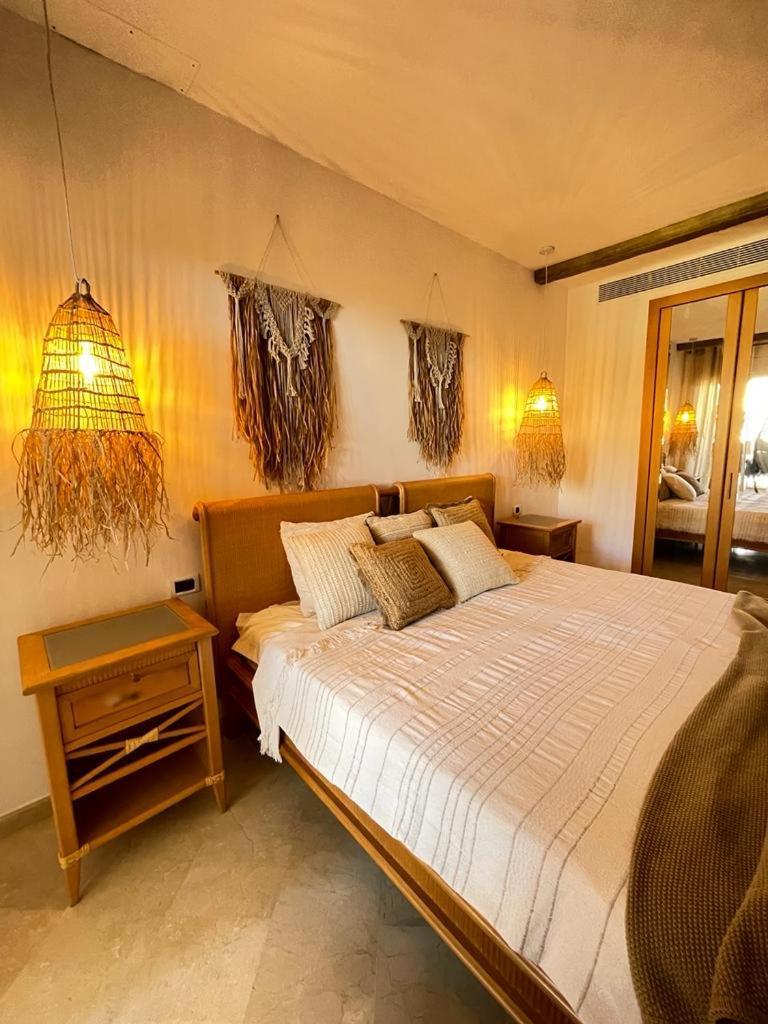 El Nautico Coral Suites Сан Мигел де Абона Екстериор снимка