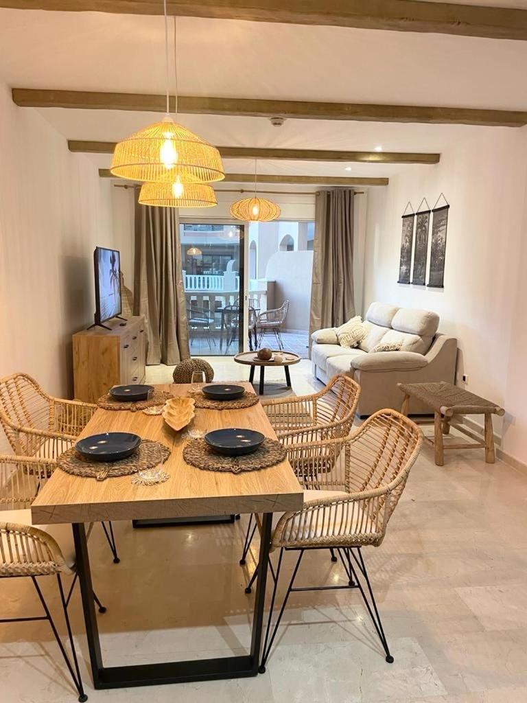 El Nautico Coral Suites Сан Мигел де Абона Екстериор снимка