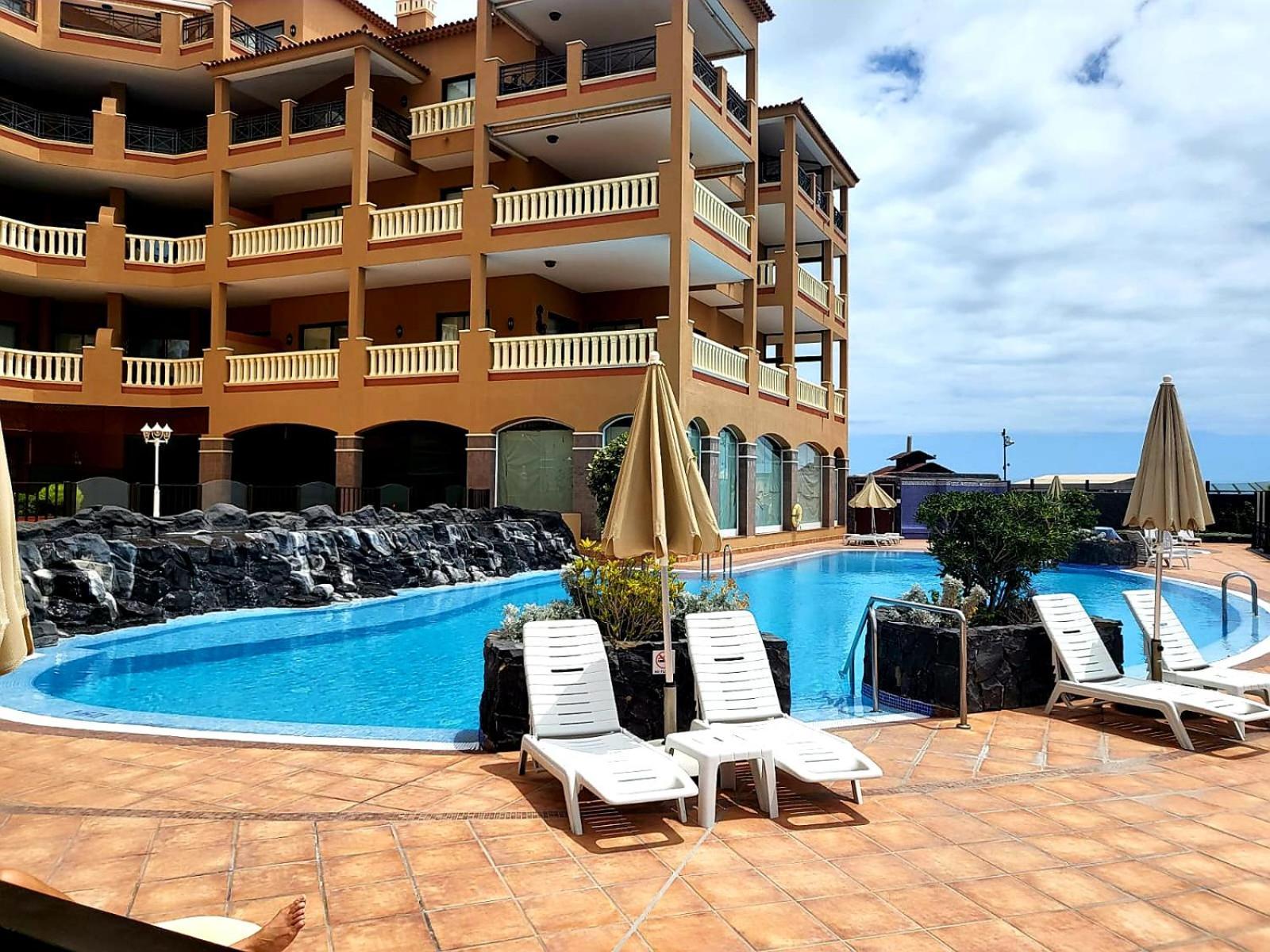 El Nautico Coral Suites Сан Мигел де Абона Екстериор снимка